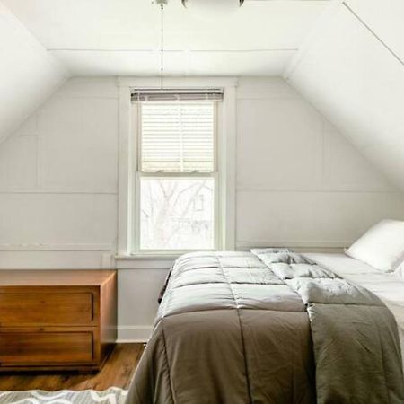 The Avondale Attic Apartment Chicago Exterior foto