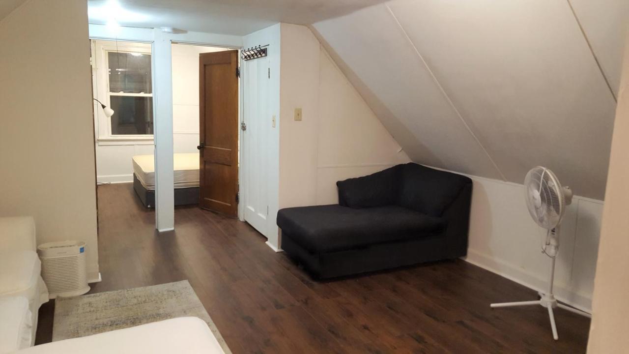 The Avondale Attic Apartment Chicago Exterior foto