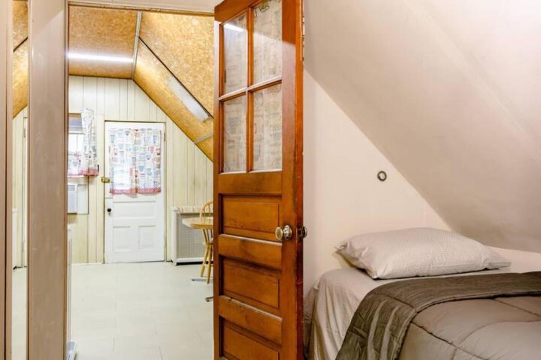 The Avondale Attic Apartment Chicago Exterior foto